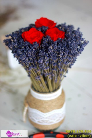 Lọ hoa lavender khô hoa hồng vĩnh cửu