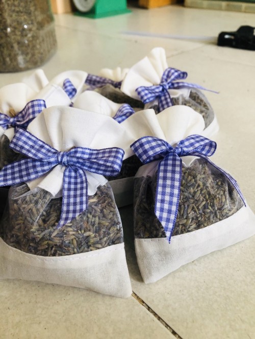 Túi thơm hoa lavender khô nơ tím